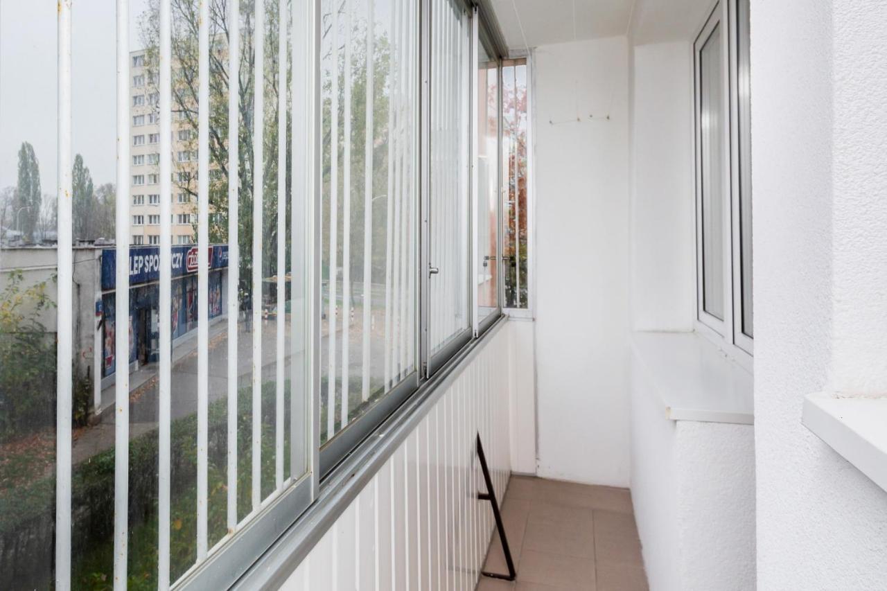 Two-Bedroom Family Apartment Esperanto Next To Klif By Noclegi Renters Varsovie Extérieur photo